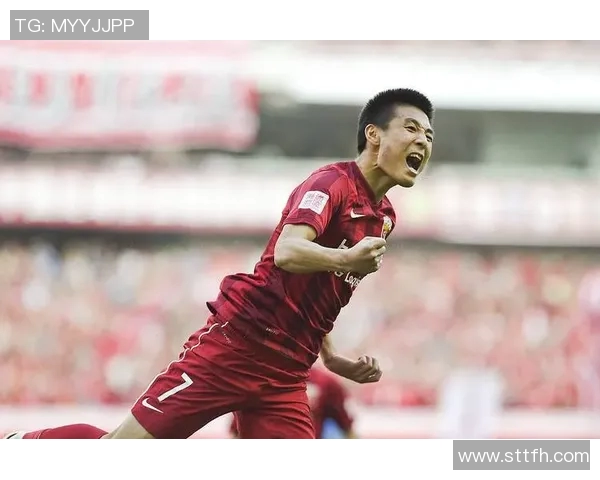 武磊续约上海海港展现忠诚球迷期待新赛季精彩表现与更多进球